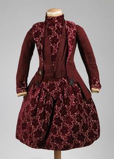 Dress, French, 1886. Creator: Unknown