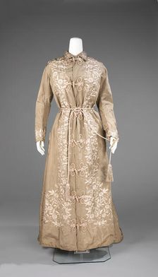 Dressing gown, Japanese, 1879. Creator: Unknown