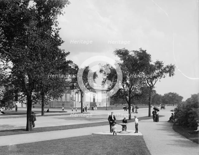 Driveway near Field Museum [of Natural History], Jackson Park, Chicago, Ill., c1907. Creator: Unknown.