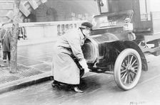 Driver Charlotte Marsh, who had been a suffragette, April 1915