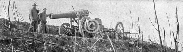 'Du 16 au 30 avril 1917; Un canon de 150 long abandonné par les Allemands', 1917. Creator: Unknown.