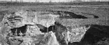 Du 16 au 30 avril 1917; Une de ces creutes ou carrieres, creusees dans la craie des falaises...1917 Creator: Unknown