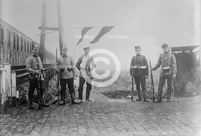 Dutch soldiers on Belgian Frontier, between 1914 and c1915. Creator: Bain News Service.