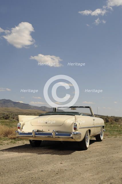 Dual Ghia 1957. Artist: Simon Clay.