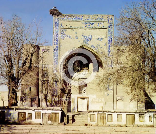 Duan-Beggi Medrese (in Labikhauz), Bukhara, between 1905 and 1915. Creator: Sergey Mikhaylovich Prokudin-Gorsky.