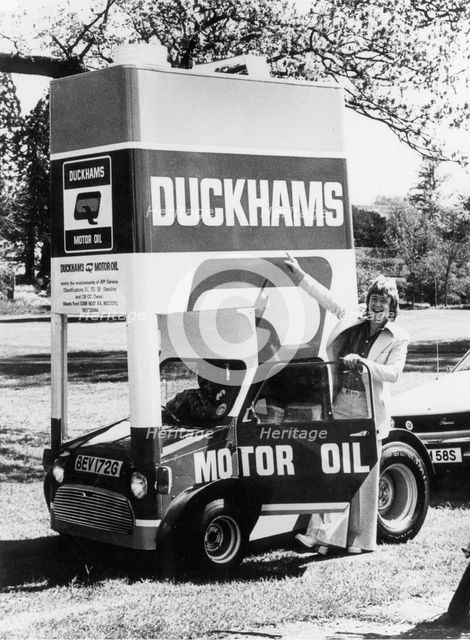 Duckhams Mini with tv personality Keith Chegwin 1978. Creator: Unknown.