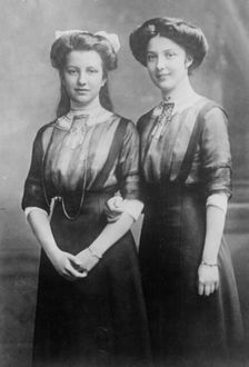 Duchesses Elizabeth Frances and Hedwig, between c1910 and c1915. Creator: Bain News Service