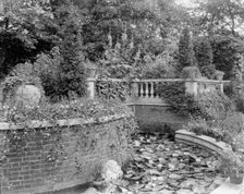 Dudley L. Pickman garden, Beverly, Mass., between c1884 and 1947. Creator: Frances Benjamin Johnston