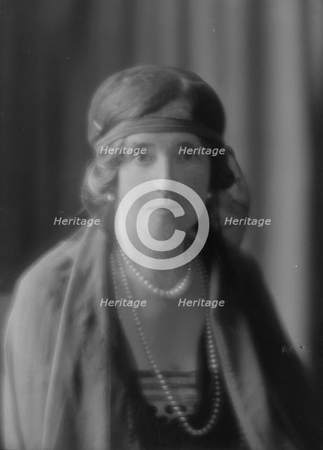 Duff-Gordon, Lady, portrait photograph, not before 1916. Creator: Arnold Genthe.