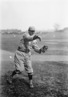 Duffy Lewis, Boston Al (Baseball), 1913. Creator: Harris & Ewing