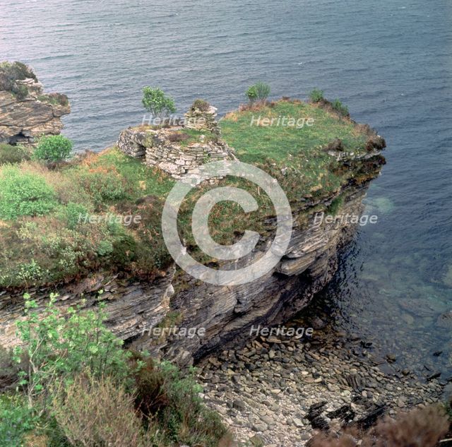 Dun Gruigaig, a promontory fort on the Isle of Skye. Artist: Unknown