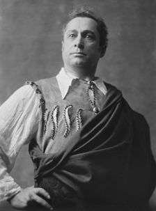 Duncan, Augustin, Mr., in costume, between 1915 and 1921. Creator: Arnold Genthe