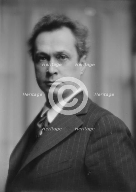 Duncan, Augustin, Mr., portrait photograph, between 1915 and 1921. Creator: Arnold Genthe.