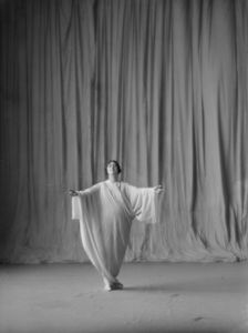 Duncan, Isadora, portrait photograph, between 1916 and 1918. Creator: Arnold Genthe