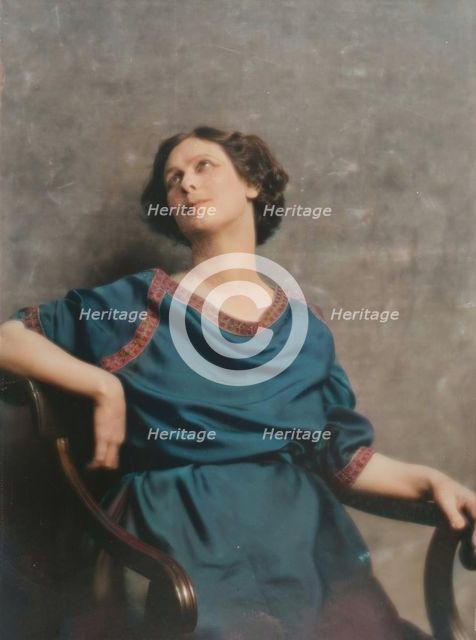 Duncan, Isadora, portrait photograph, between 1916 and 1918. Creator: Arnold Genthe.