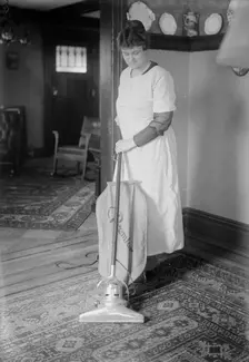 Dunlap vacuuming, between c1915 and c1920. Creator: Bain News Service