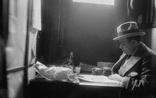 E. Caruso, between c1915 and c1920. Creator: Bain News Service