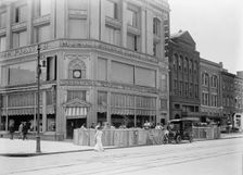 E.F. Droop & Sons Co., 1913. Creator: Harris & Ewing
