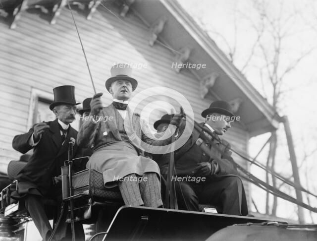 E. Fownes & P. Sorg, between 1910 and 1913. Creator: Bain News Service.