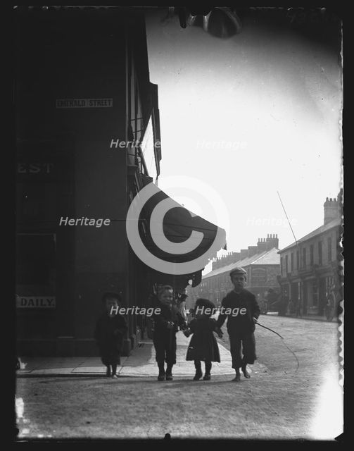 Emerald Street, Cardiff, 1890s or 1900s. Creator: William Booth.