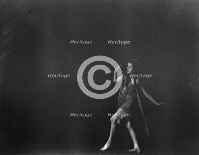 Emerson, Lillian, Miss, between 1914 and 1919. Creator: Arnold Genthe.