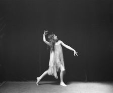 Emerson, Lillian, Miss, between 1914 and 1919. Creator: Arnold Genthe