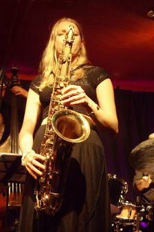 Emma Rawicz, Emma Rawicz Quintet, Verdict Jazz Club, Brighton, East Sussex, 2022. Creator: Brian O'Connor