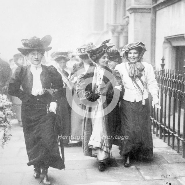 Emmeline & Christabel Pankhurst released from Holloway Gaol, London, 1908. Artist: Unknown