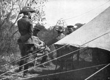 En Afrique, La capitulation du Sud-Ouest Africain Allemand.., 1915 (1924). Creator: Unknown