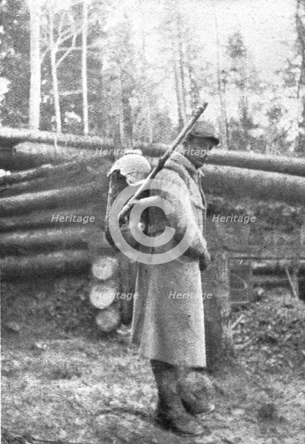''En Alsace; Une prise: appareil allemand servant a projeter du goudron enflamme', 1915. Creator: Unknown.