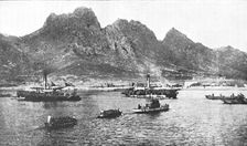 En Extreme-Orient; D'embarquement de troupes japonaises et britanniques..., 1914 (1924). Creator: Unknown