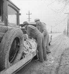 En-route to pea harvest in Imperial Valley, U.S. 99, Tulare, California, 1939. Creator: Dorothea Lange