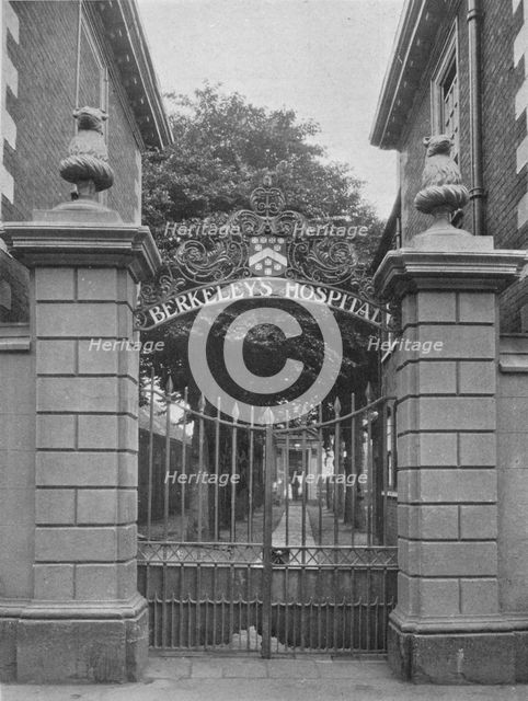 Entrance gateway, Berkeley's Hospital, Worcester, Worcestershire, 1924 Artist: Unknown.