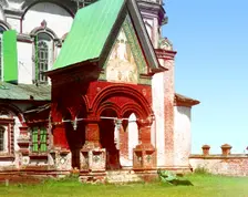 Entrance into the Church of Saint John Chrysostom (from the southwest), Yaroslavl, 1911. Creator: Sergey Mikhaylovich Prokudin-Gorsky
