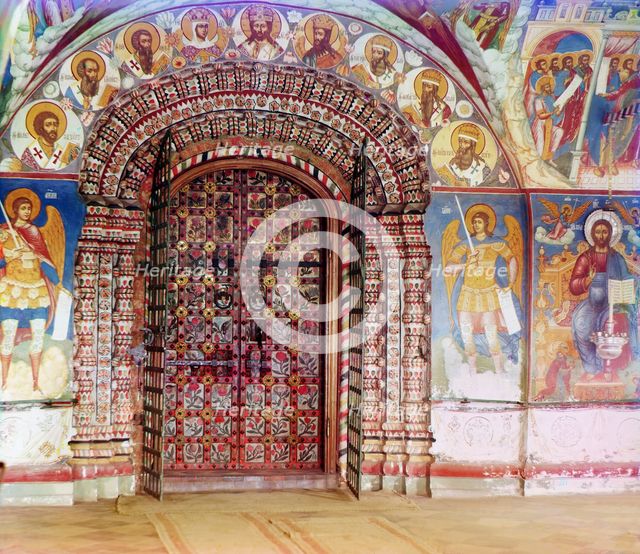 Entrance into the Church of Saint John the Precursor, from the gallery..., Yaroslavl, 1911. Creator: Sergey Mikhaylovich Prokudin-Gorsky.