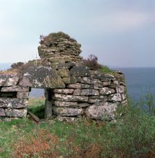 Entrance of the promontory fort Dun Gruieag