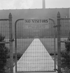 Entrance to Amalgamated Sugar Company factory at opening..., Nyssa, Malheur County, Oregon, 1939. Creator: Dorothea Lange