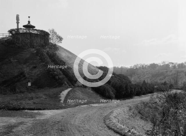 Entrance to aquatic gardens, Forest Park, Springfield, Mass., c.between 1910 and 1920. Creator: Unknown.