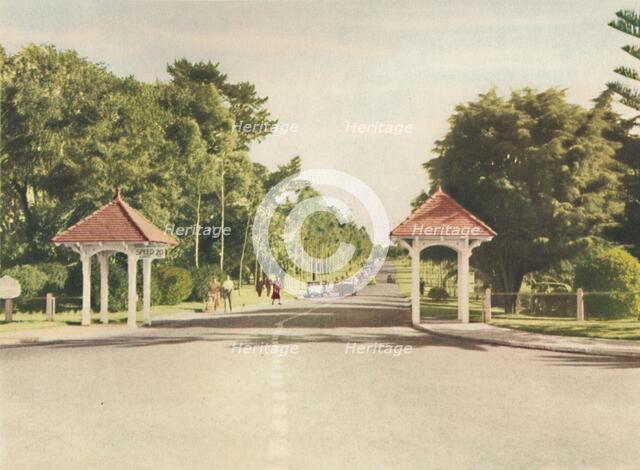 'Entrance to King's Park', c1947. Creator: Unknown.