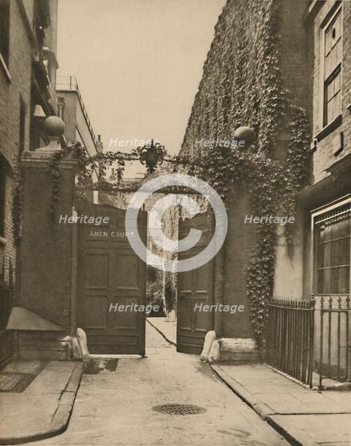 'Entrance to Quiet Amen Court in Warwick Lane', c1935. Creator: SO Gorse.