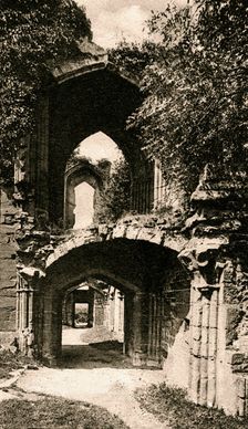Entrance to the banqueting hall, Kenilworth Castle, Warwickshire, early 20th century