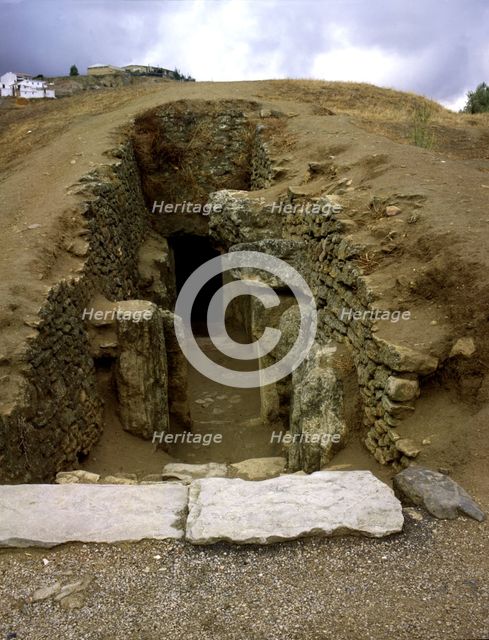 Entrance to the Cave of Viera, about 2200 - 1500 a. JC.