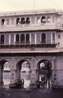 Entrance to the ghats, Lake Pichola, Udaipur, India, 1988. Creator: Amanda Waite
