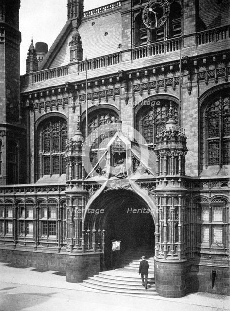 Entrance to the law courts, Birmingham, 1902-1903.Artist: Arthur Cox Illustrating Co