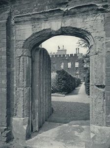 Entrance to the Provost's Lodge from Playing Fields 1926
