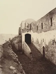 Entrée d'une caserne turque. C'est a cette porte que les pèlerins font les prière..., 1860 or later. Creator: Louis de Clercq