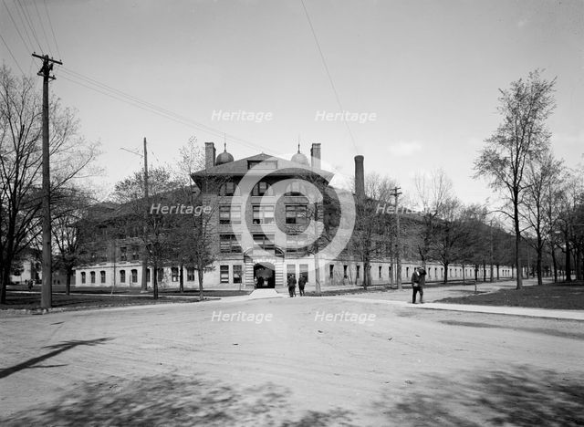 Engineering building, U[niversity] of M[ichigan], Ann Arbor, Mich., between 1904 and 1920. Creator: Unknown.