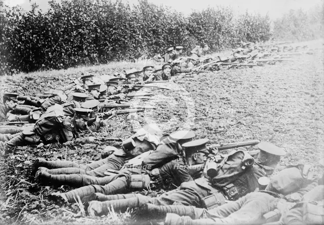 English Infantry, between c1914 and c1915. Creator: Bain News Service.
