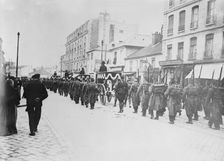English soldiers buried, Versailles, 29 Oct 1914. Creator: Bain News Service
