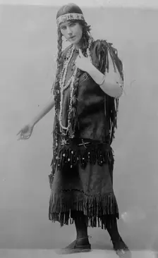 Enid Watkins, between c1910 and c1915. Creator: Bain News Service